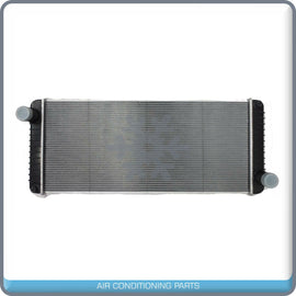Radiator fits Kenworth 03-07 T300 Peterbilt 08-13 335 340 03-07 330 QAC