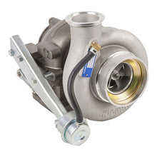 Load image into Gallery viewer, Turbo for 06-14 Cummins Pegasus QSL Engines OME 4040063  4046105