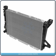 Cargar imagen en el visor de la galería, NEW Radiator fits Ford Bronco, F, F-150, F-250, F-350, F53  QU - Qualy Air