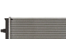 Cargar imagen en el visor de la galería, New Radiator for BMW 550i/GT (10-17) &amp; 650i/GC (12-19)