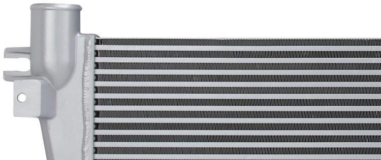 New Intercooler for Chevy Express/Savana 2500/3500 6.6TD (06-16)