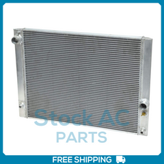 Radiator for 06-10 Bmw 525I L6 2.5L 3.0L / 07 525Xi L6 3.0L