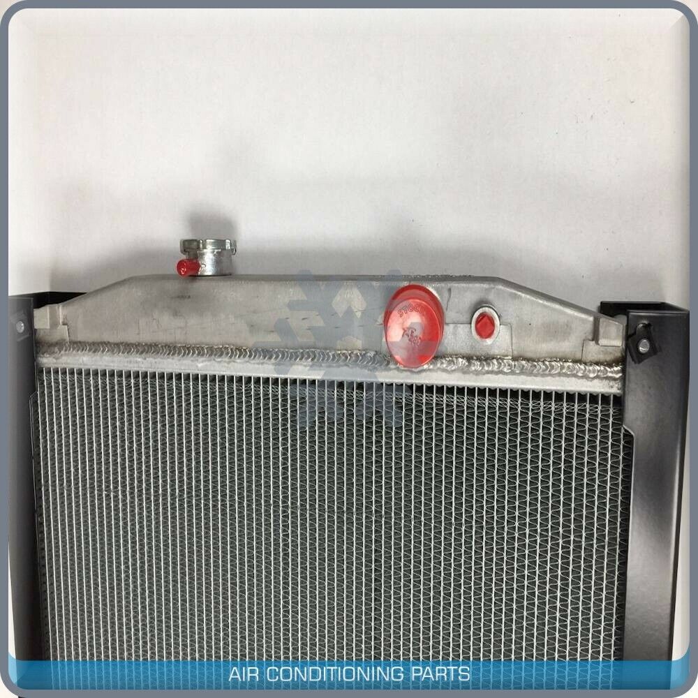 Radiator 8730496 and 8730496 fits CNH Windrower QAC