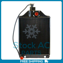 Load image into Gallery viewer, Radiator with oil cooler 531981M94 fits Massey Ferguson 255 265 QAC