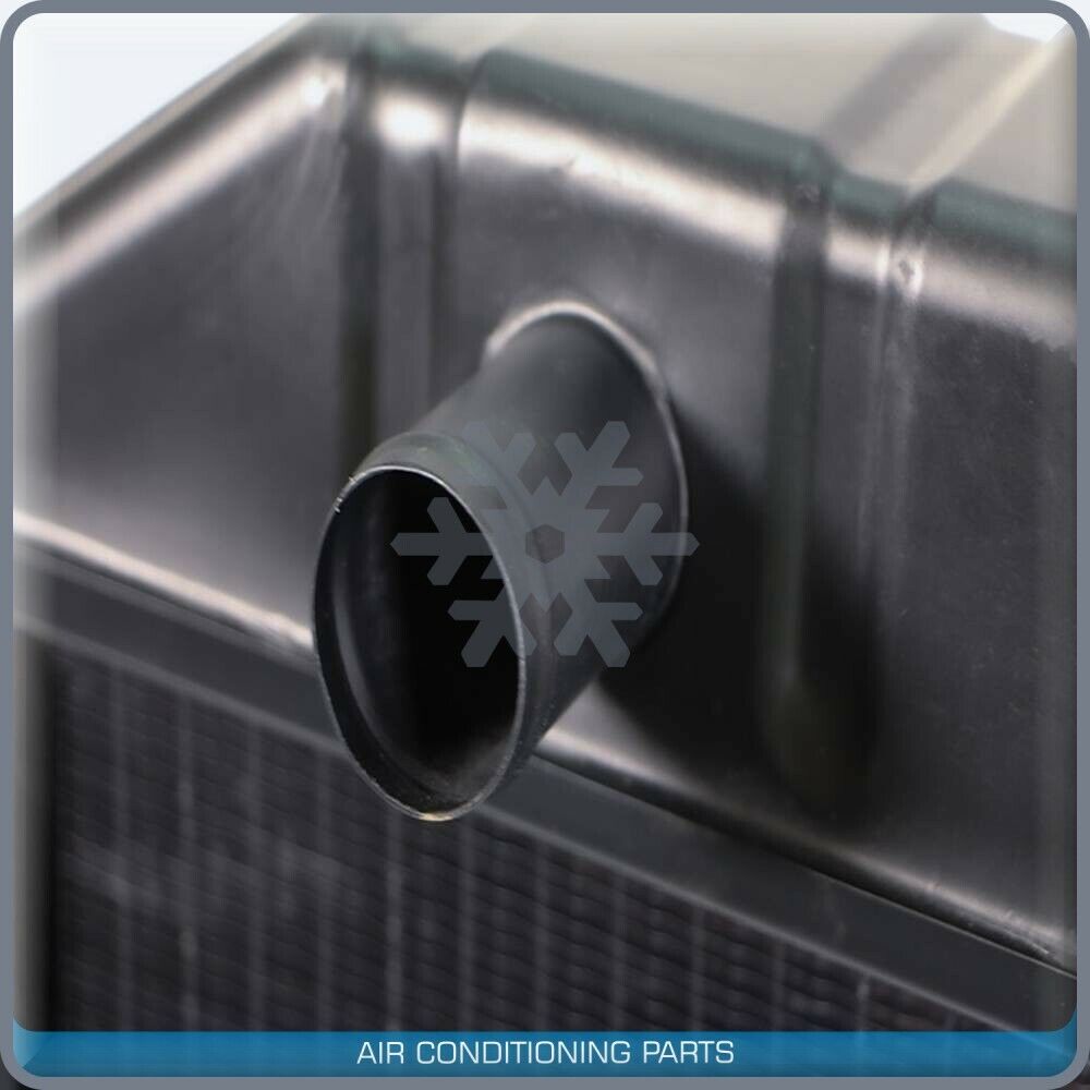 Radiator C7NN8005H fits Ford NH Tractor 2100 2120 2300 2600 2610 3610... QAC