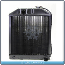 Cargar imagen en el visor de la galería, Radiator w/Cap fits Ford Tractor 5000 5100 5600 6600 C7NN8005 C7NN800... QAC