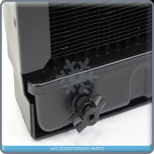 Cargar imagen en el visor de la galería, Radiator w/Cap fits Ford Tractor 5000 5100 5600 6600 C7NN8005 C7NN800... QAC