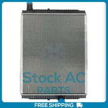 Cargar imagen en el visor de la galería, Radiator fits 2003-2007 International Truck 2508454C91 2505699C91 QAC