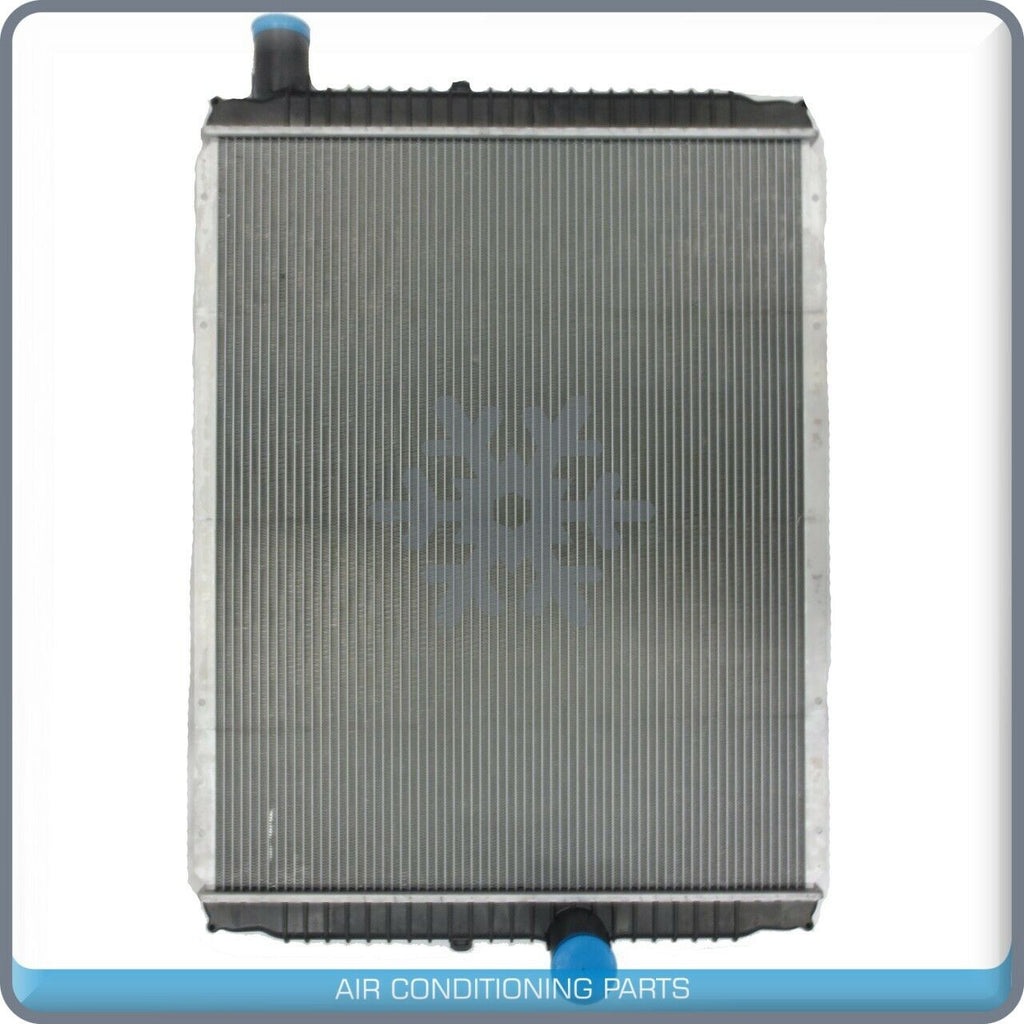 Radiator fits 2003-2007 International Truck 2508454C91 2505699C91 QAC