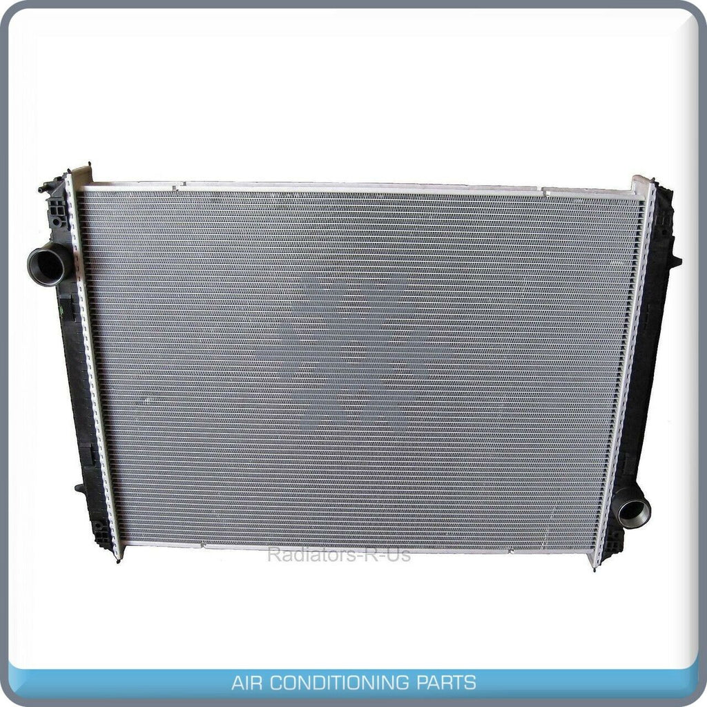 Radiator Heavy Duty fits Freightliner 1992 & newer FLD Century Busine... QAC