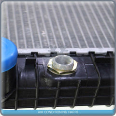 NEW Radiator fits Freightliner 09-13 Cascadia 113 125 Century CST120 Colu..