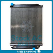 Cargar imagen en el visor de la galería, Radiator fits 2007-11 Freightliner Thomas Bus FLT B2 BUS QAC