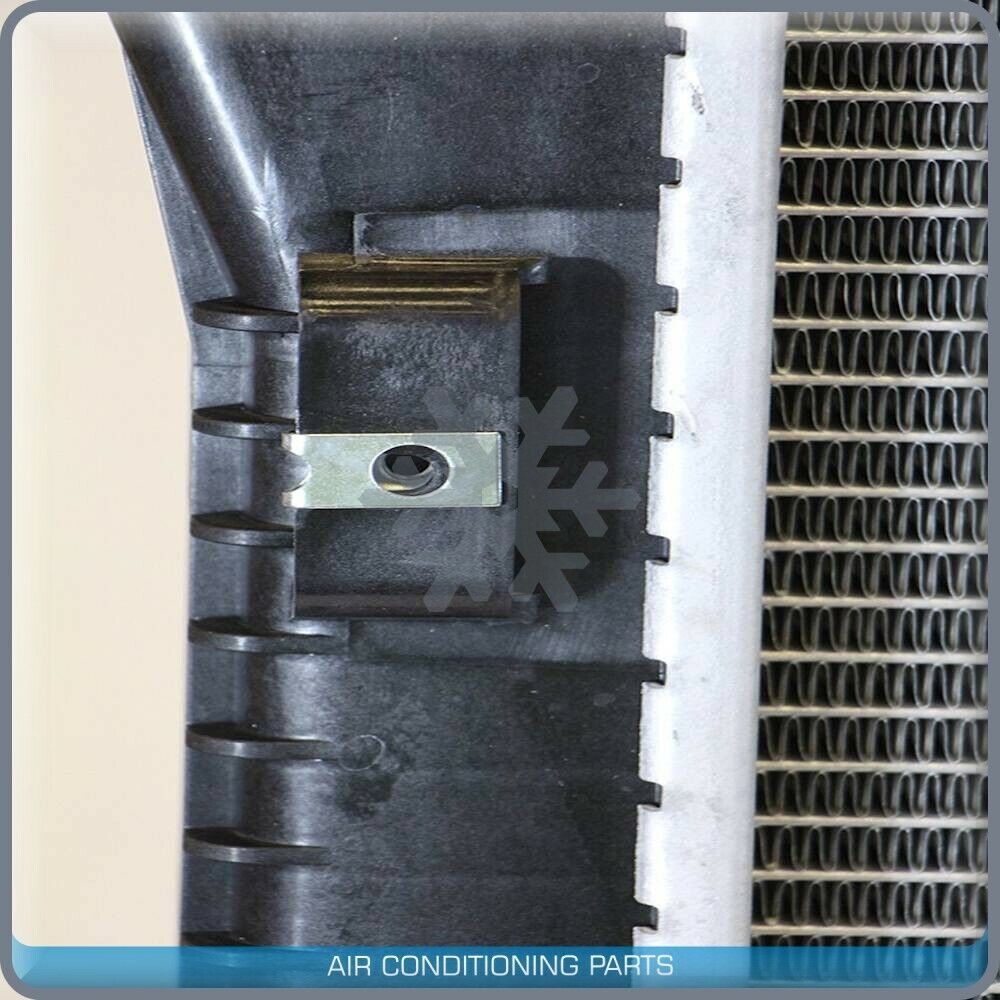 Radiator fits 2007-11 Freightliner Thomas Bus FLT B2 BUS QAC