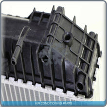Load image into Gallery viewer, Radiator fits 1997-04 Thomas School Bus / Freightliner FL50, 60, 70,... QAC