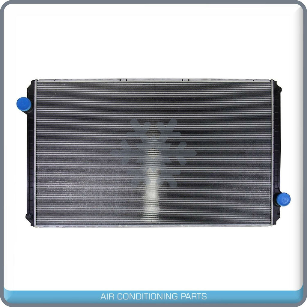 Radiator fits International / Navistar 1996-2004 5000 Series and 9800 QAC