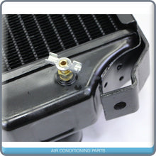 Load image into Gallery viewer, NEW Radiator Copper Brass AT20849 fits John Deere JD300 JD301 820 830 93..