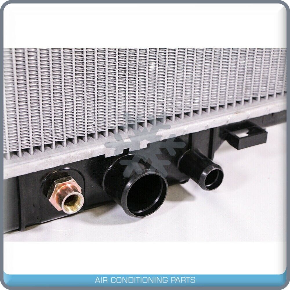 Radiator fits Ford F250 F350 Super Duty 6.8L 7.3L 4C3Z8005EB QAC