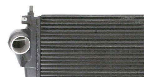 New Intercooler for Chevy Silverado/Sierra 2500DH/3500HD 6.6TD (06-10)