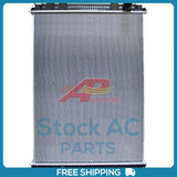 New Radiator for Flow Plastic/Aluminum without Oil CoolerFreightliner High