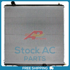 New Radiator for with Oil CoolerInternational/Navistar OE# 2612011C1