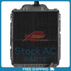 New Radiator for International/Navistar 4900 Radiator