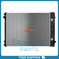 New Radiator for Tank/Aluminum Core Freightliner Plastic OE# BHTV9208002