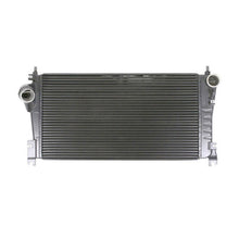 Load image into Gallery viewer, New Intercooler for Chevy Silverado/Sierra 2500DH/3500HD 6.6TD (06-10)