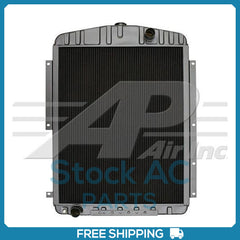 New Radiator for John Deere OE# AH112173