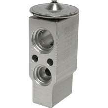 Cargar imagen en el visor de la galería, A/C Expansion Valve for Volvo / INTERNATIONAL / NAVISTAR