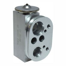 Cargar imagen en el visor de la galería, New A/C Block Expansion Valve for BMW