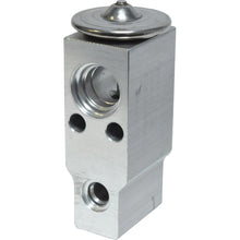Cargar imagen en el visor de la galería, A/C Expansion Valve for Toyota / Lexus / Geo / Mitsubishi