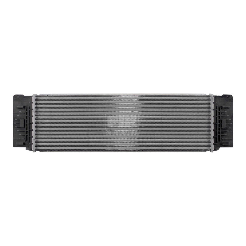 Intercooler for 13-18 Fl/MB Sprinter 4Cy/2.1TD/6Cy/3.0TD W/ Quick Connector