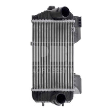 Cargar imagen en el visor de la galería, New Intercooler for 16-20 Kia Sorento 4Cy/2.0T