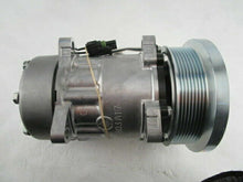 Cargar imagen en el visor de la galería, A/C Compressor OEM Sanden SD7H15 fits New Holland / Shuttlebus and - Qualy Air