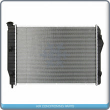 Cargar imagen en el visor de la galería, Radiator for Chevrolet Camaro / Pontiac Firebird QOA - Qualy Air