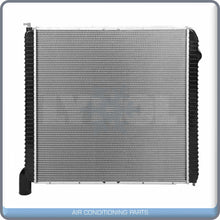 Load image into Gallery viewer, Radiator for International Harvester 5500i, 5600i, 5900i SBA, 2674 QL - Qualy Air