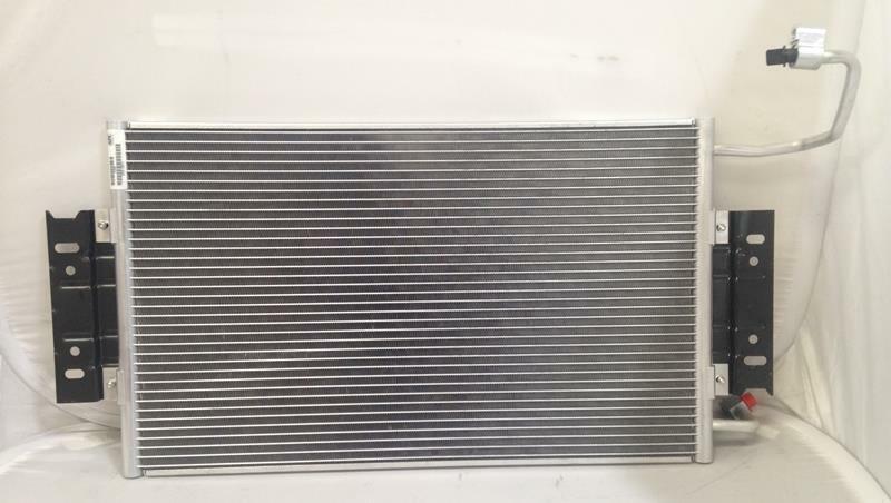 A/C Condenser for Chevrolet Classic, Malibu / Pontiac Grand Am QR - Qualy Air