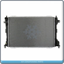 Load image into Gallery viewer, Radiator for Ford Crown Victoria, Grand Marquis / Lincoln Town Car / ... QOA - Qualy Air