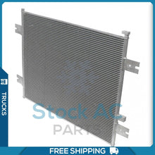 Cargar imagen en el visor de la galería, New A/C Condenser for Peterbilt 379, 385, 386, 387.. - OE# 1E5611 - Qualy Air
