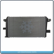Load image into Gallery viewer, New Radiator for Chevrolet Silverado / GMC Sierra 2500 HD, 3500 6.6L - Qualy Air