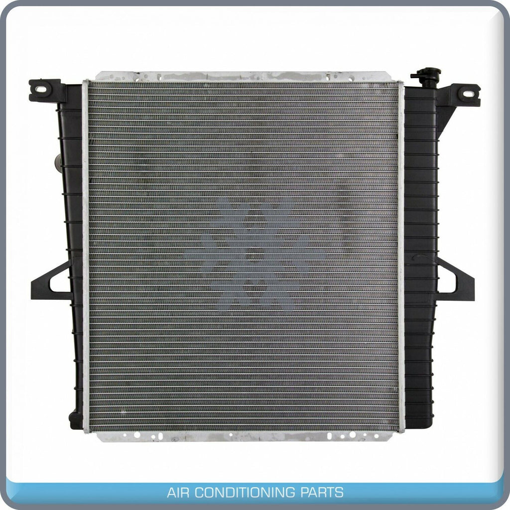 NEW Radiator for Ford Explorer 2000 to 2001 / Mercury Mountaineer 2000 to 2001 - Qualy Air