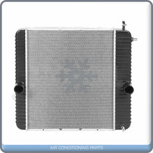 Load image into Gallery viewer, NEW Radiator for International Harvester 4100, 4200, 4300, 4200LP, 4300LP,... QL - Qualy Air
