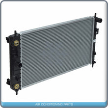 Cargar imagen en el visor de la galería, NEW Radiator fit Chev Malibu 2008-12 / Pontiac G6 2006-10 / Saturn Aura 2007-09 - Qualy Air