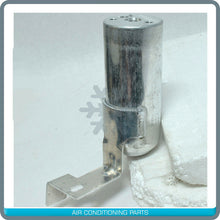 Cargar imagen en el visor de la galería, New A/C Receiver Drier for Dodge Grand Caravan / Chrysler Town &amp; Country.. QU - Qualy Air