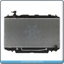 Load image into Gallery viewer, NEW Radiator for Toyota RAV4 - 2001 to 2005 - OE# 1640028130 - Qualy Air
