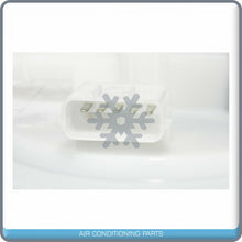 Load image into Gallery viewer, Electric Fuel Pump for Nissan Frontier, Pathfinder, Xterra / Suzuki Equator.. - Qualy Air