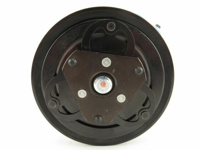 A/C Compressor SV06E fits Kubota KX080-3, KX121, KX121-3 - Qualy Air