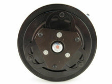 Cargar imagen en el visor de la galería, A/C Compressor SV06E fits Kubota KX080-3, KX121, KX121-3 - Qualy Air