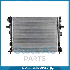 NEW Radiator for Ford Crown Victoria / Lincoln Town Car / Mercury Grand M..