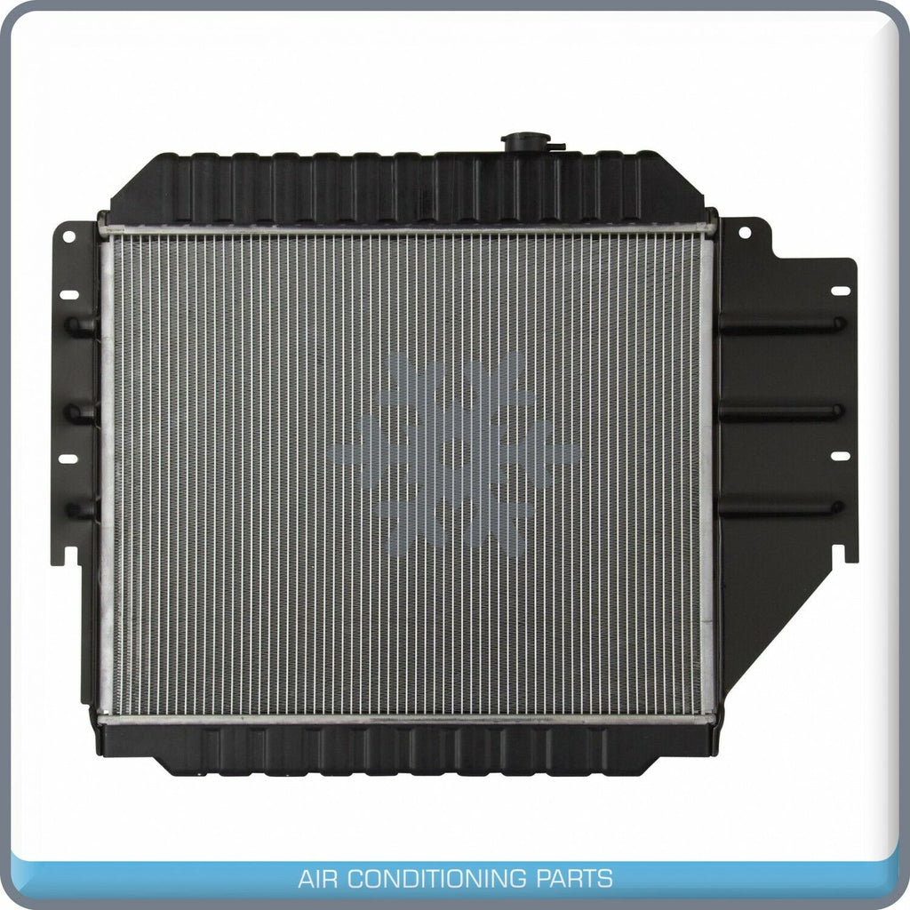Radiator for Ford E-150, E-250, E-350 Econoline QOA - Qualy Air